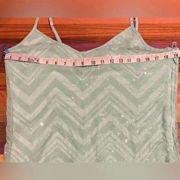 Banana Republic Zigzag Sequin Cami, Mint Green, size L - Picture 3 of 7